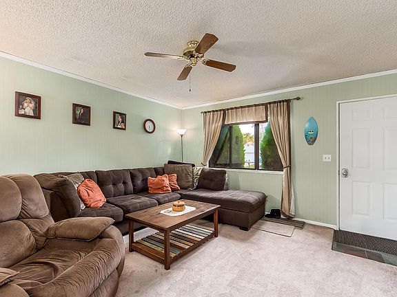 2nd image of 3006 Bretton Woods Dr