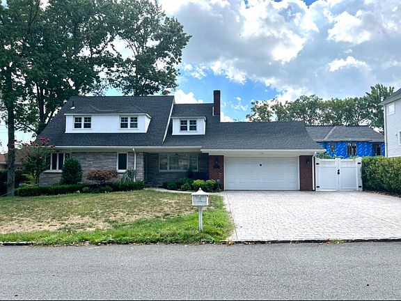 2nd image of 427 Wooddale Ave