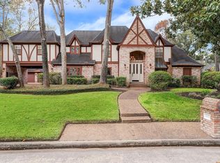 2207 Pleasant Creek Dr, Kingwood, TX 77345