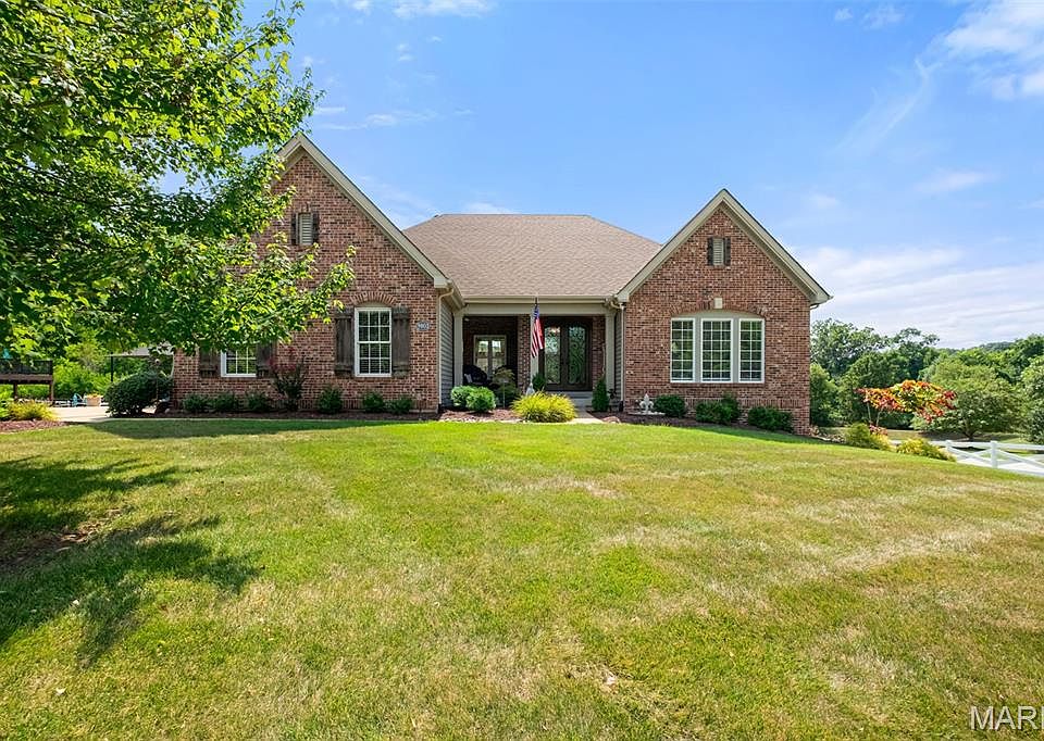 1st image of 9803 Grandview Lake Ct