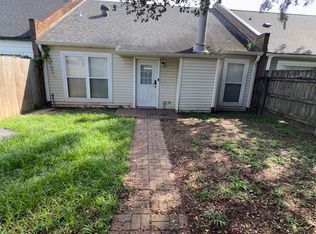 9025 Pecan Tree Dr, Baton Rouge, LA 70810