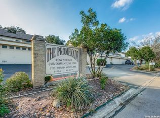 7123 thrush view #17, San Antonio, TX 78209