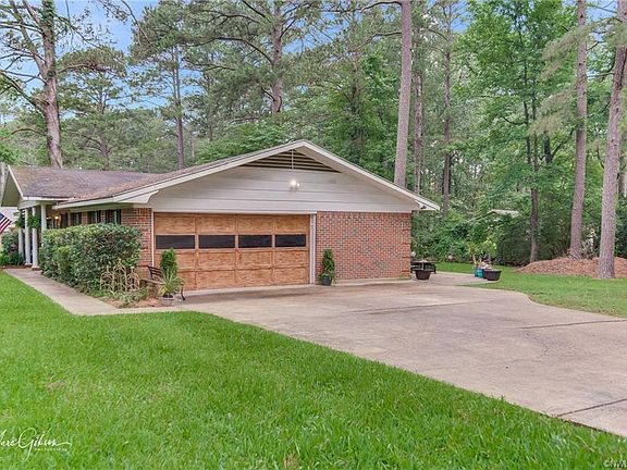 2nd image of 224 Pine Lake Dr