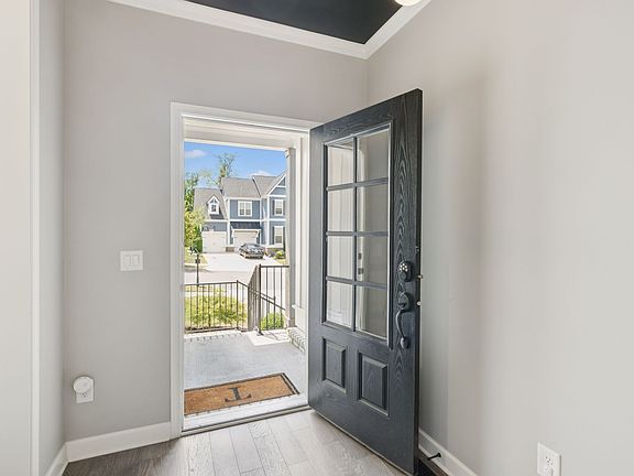 4th image of 2720 Carena Terrace Ct