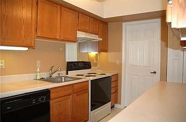 2nd image of 46 Blueberry Ln