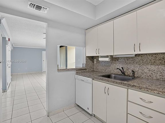 4th image of 11780 SW 18th St #4282
