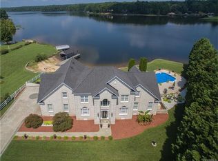 3414 Chesdin Blvd, Sutherland, VA 23885