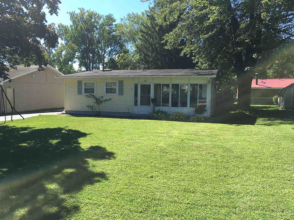 1st image of 33 Gladstone Dr