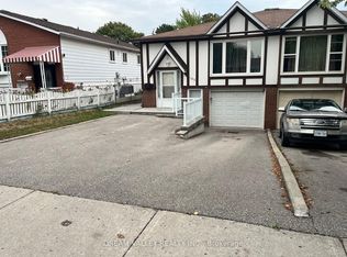 185 Apache Trl, Toronto, ON M2H 2J3