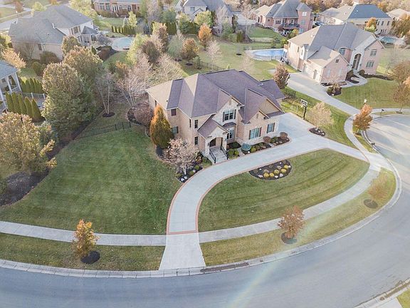 2nd image of 6627 Southampton Ln