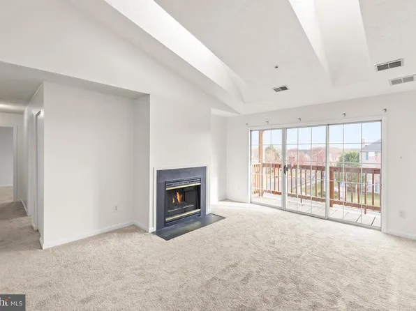 115 Brookland Ter APT 12, Winchester, VA 22602