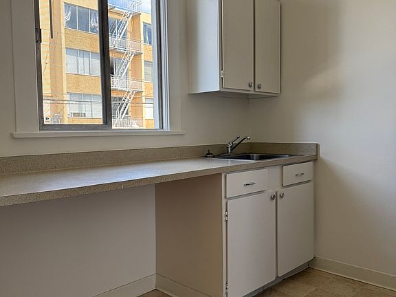 5th image of 1485 Vallejo St #3