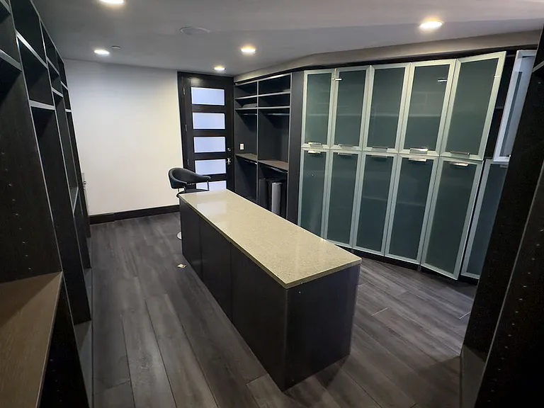 6425 Weidlake Dr — Photo 30