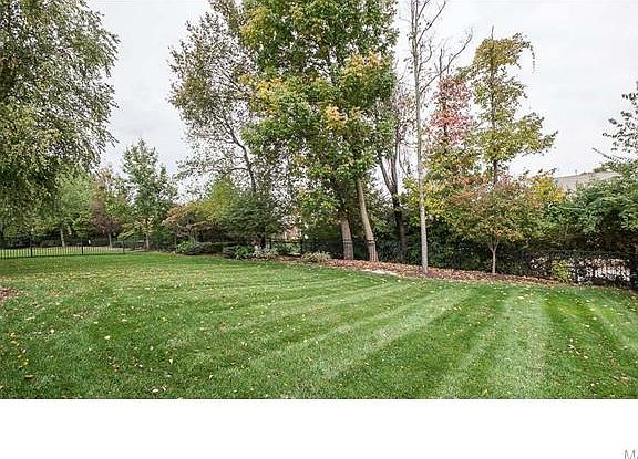 4th image of 15563 Meadowbrook Circle Ln