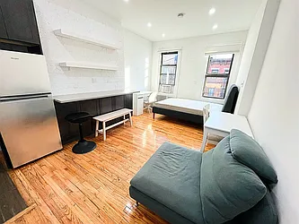 Rented by Bond New York