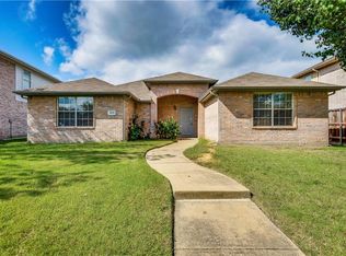 1822 Cedar Ridge Dr, Mesquite, TX