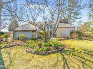 403 Orchard Knob Rd, Clinton, TN 37716