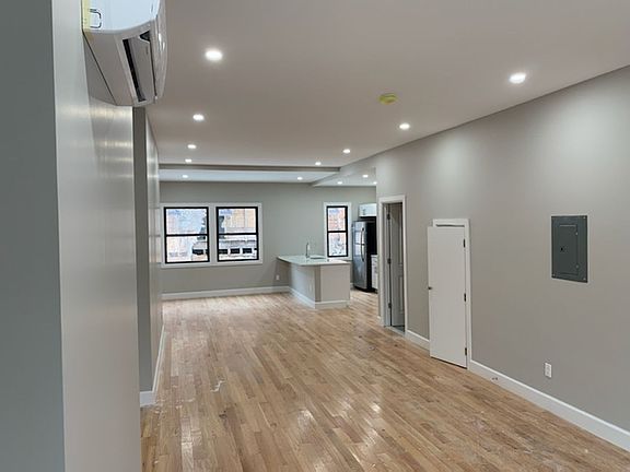 2nd image of 102 Colonie St #2