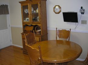 3rd image of 37 Claremont Cir
