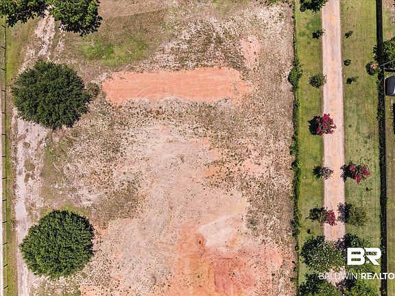 4th image of 8550 River Rd N