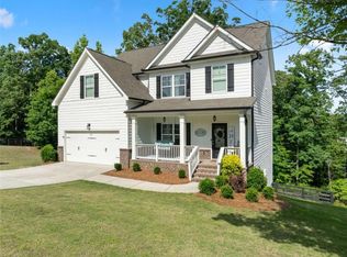 4005 Windsor Trl, Gainesville, GA 30506