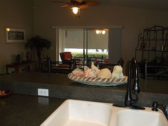 3rd image of 7521 Cameron Cir