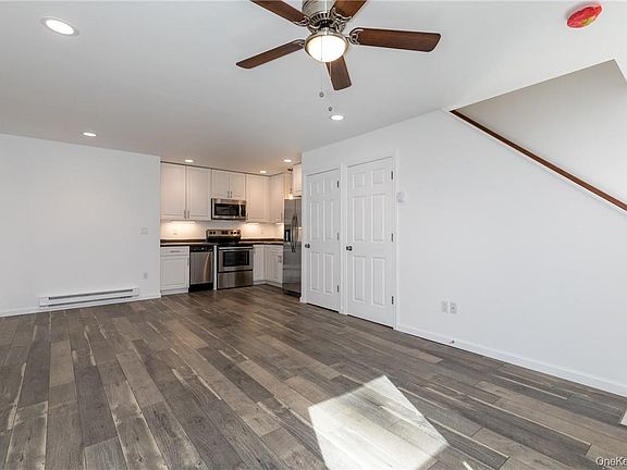 2nd image of 36 Main St #B