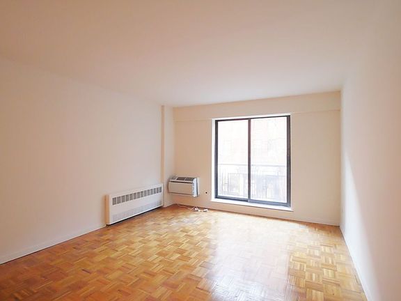 3rd image of 171 E 89th St APT 2A