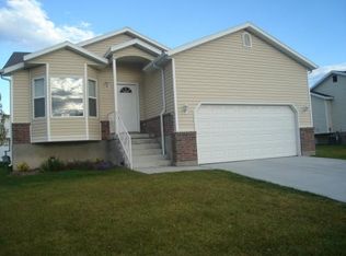 1951 S 1450 W, Woods Cross, UT 84087