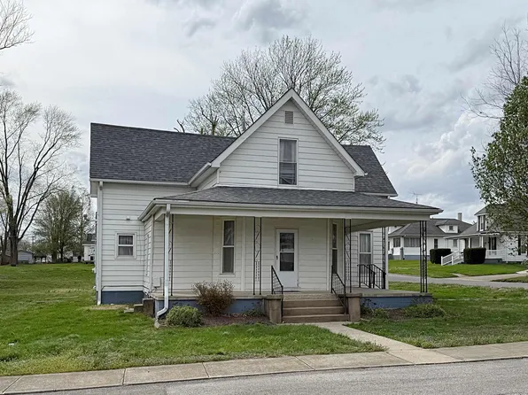 210 Queen St, Loogootee, IN 47553