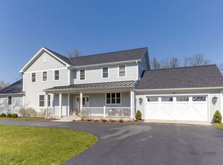 881 Happ Rd, Northfield, IL 60093