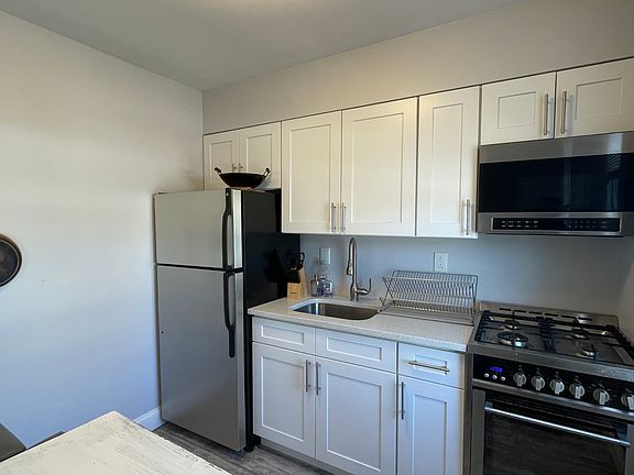 4th image of 9205 De Sota Rd Floor 2
