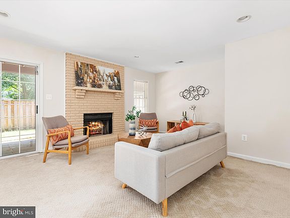 4th image of 12458 Sweet Leaf Ter
