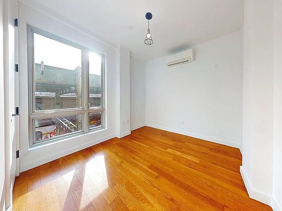 4th image of 1157 Myrtle Ave #2A