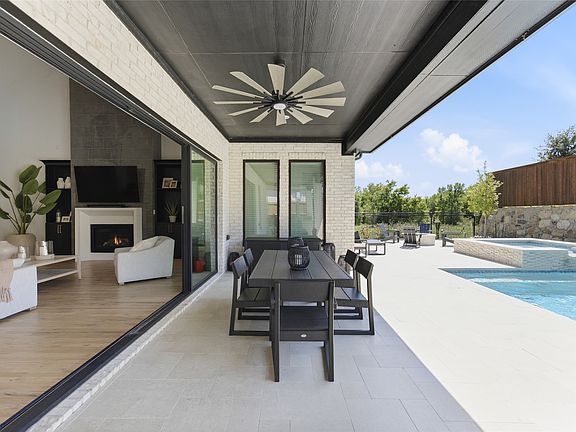 4th image of 2216 Winding Creek Cir