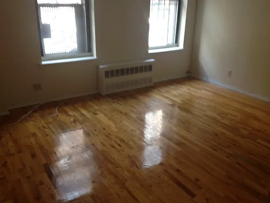 Rented by PMG Real Estate  | media 9