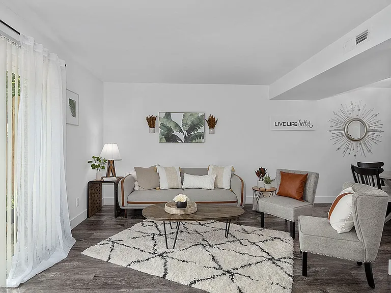 Ivy Hills Living Spaces — Photo 147