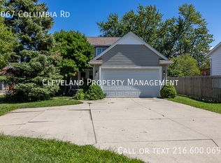 2067 Columbia Rd, Westlake, OH 44145