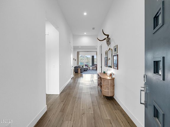 4th image of 2183 Kinglet Dr