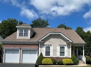 105 Thorn Hollow Rd, Cheshire, CT 06410