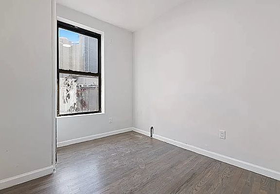 4th image of 666 9th Ave APT 4S