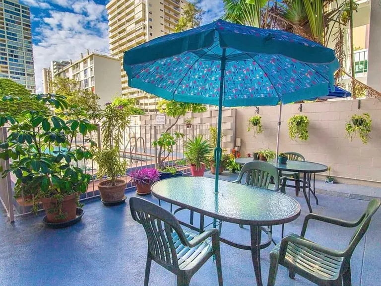 236 Liliuokalani Ave #802 — Photo 12
