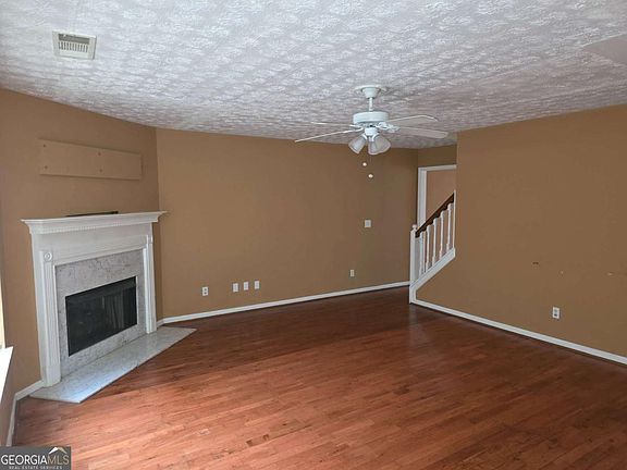 5th image of 4410 Cross Ln