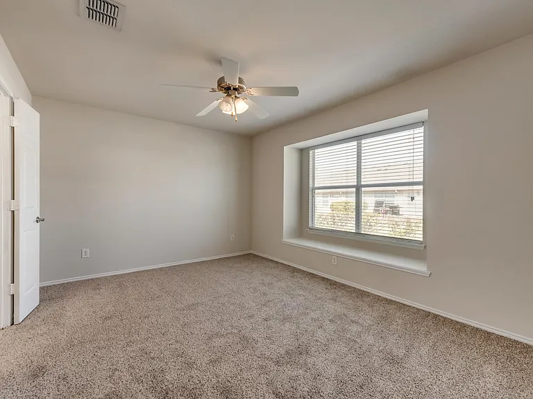 819 Hibiscus Trl — Photo 22