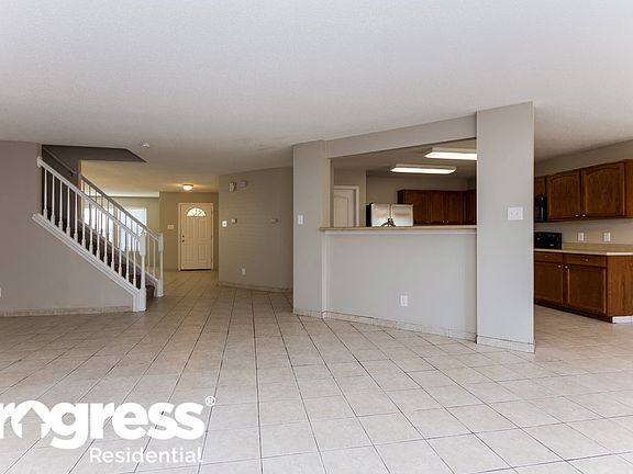 2nd image of 10302 Memorial Knoll Dr