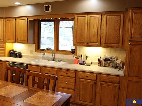 5th image of 700 N 56th St