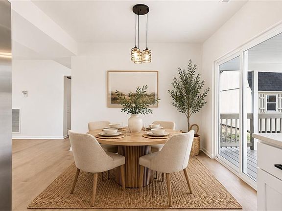 4th image of 6015 Hampton Blvd