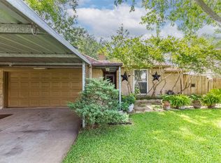 6426 Crestside Dr, Pasadena, TX 77505