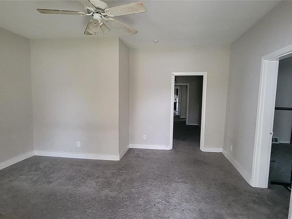 2nd image of 5019 Genevieve Ave