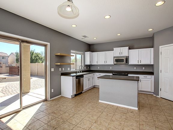 3rd image of 41485 N Salix Dr